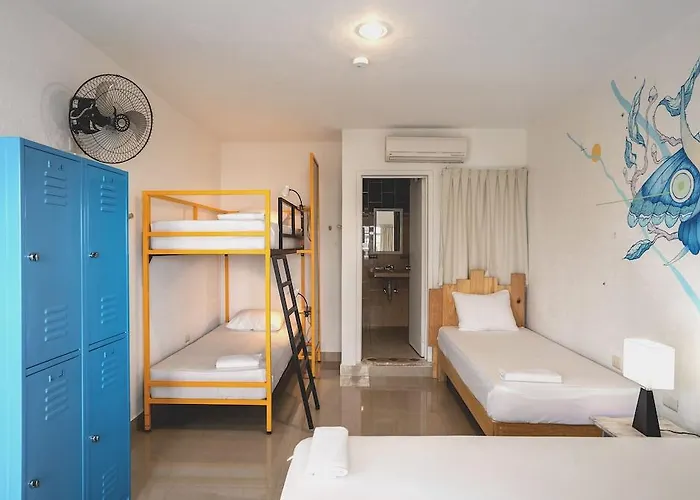 Hotel Selina 2*