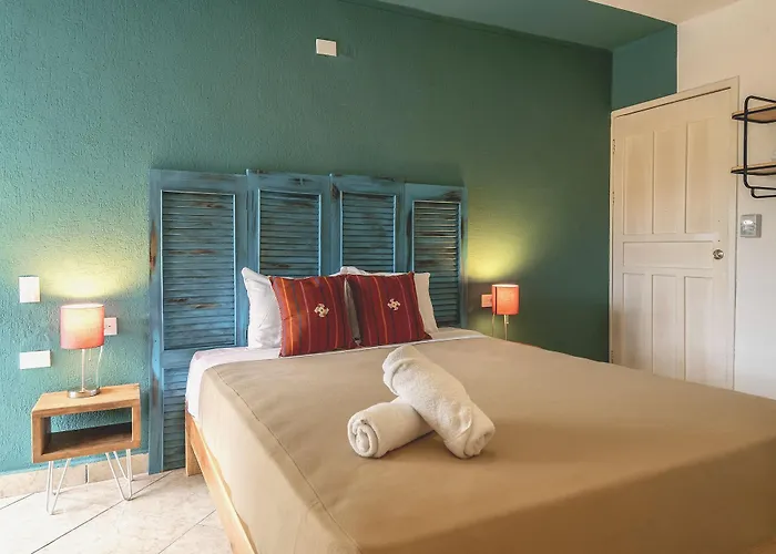 Selina Hotel 2*